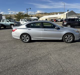 2014 Honda Accord LX Sedan CVT photo 5