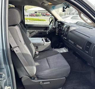 2010 Chevrolet Silverado 1500 LT1 Crew Cab 4WD photo 15