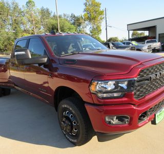 2024 RAM 3500 Big Horn Crew Cab LWB 4WD DRW photo 1
