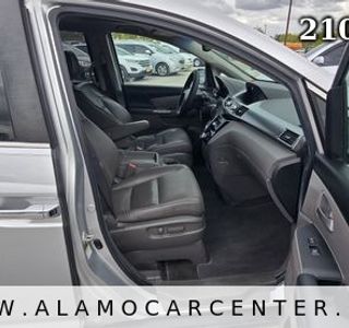 2012 Honda Odyssey EX-L w/ Navigation photo 12