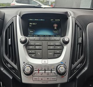 2016 Chevrolet Equinox LT 2WD photo 16