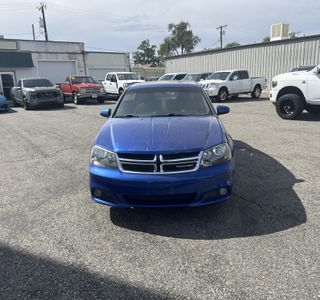 2013 Dodge Avenger SXT photo 3