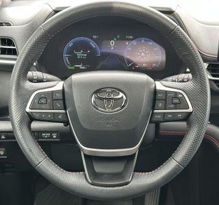 2025 Toyota Sienna XSE 7-Passenger AWD photo 41