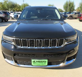 2021 Jeep Grand Cherokee Limited 4WD photo 2