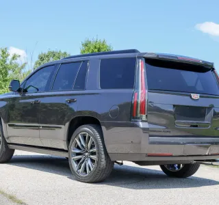 2018 Cadillac Escalade Premium 2WD photo 6