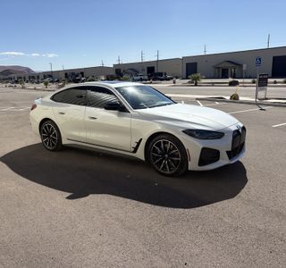 2023 BMW i4 eDrive40 photo 2