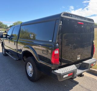 2016 Ford F-250 SD XLT Crew Cab Long Bed 4WD photo 2