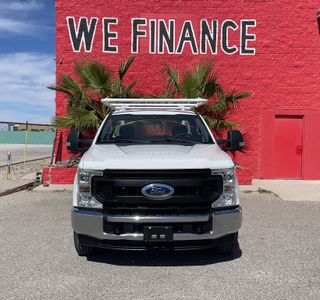 2020 Ford F-250 SD XLT 2WD photo 2