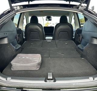 2025 Tesla Model Y Long Range AWD photo 23