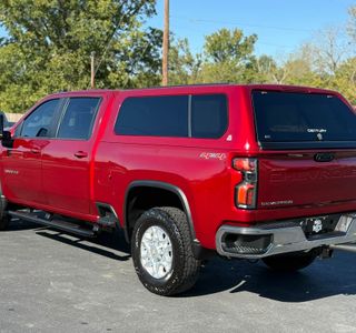 2022 Chevrolet Silverado 2500HD LT Crew Cab 4WD photo 7