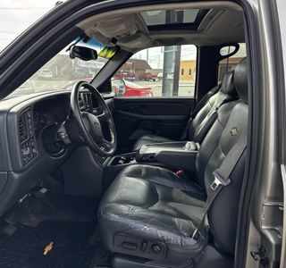 2002 Chevrolet Avalanche 2500 4WD photo 12