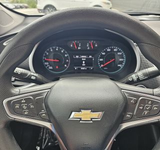 2023 Chevrolet Malibu 1LT photo 14