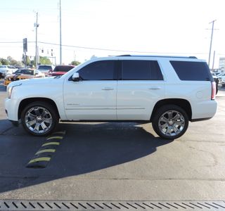2016 GMC Yukon Denali 4WD photo 2