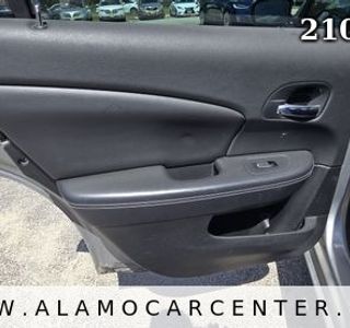 2013 Chrysler 200 Limited photo 30