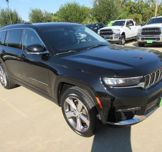 2021 Jeep Grand Cherokee Limited 4WD photo 1