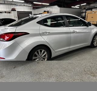 2016 Hyundai Elantra SE 6AT photo 4
