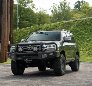 2021 Toyota Land Cruiser 4WD photo 1