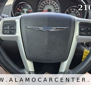 2013 Chrysler 200 Limited photo 35