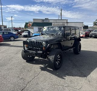 2012 Jeep Wrangler Unlimited Sahara 4WD photo 2
