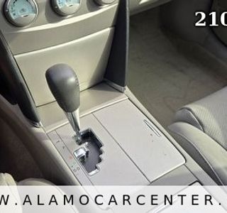 2009 Toyota Camry SE photo 44