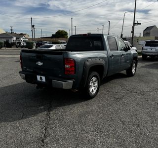 2010 Chevrolet Silverado 1500 LT1 Crew Cab 4WD photo 6