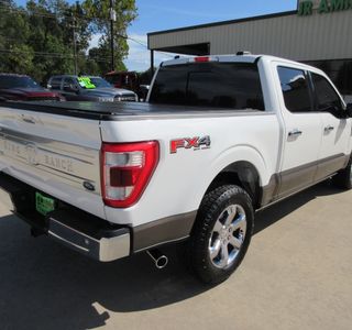 2022 Ford F-150 King Ranch SuperCrew 4WD photo 10
