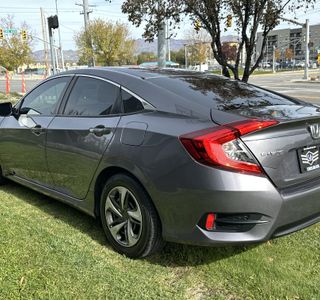 2016 Honda Civic LX Sedan CVT photo 9