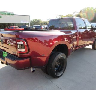 2024 RAM 3500 Big Horn Crew Cab LWB 4WD DRW photo 11