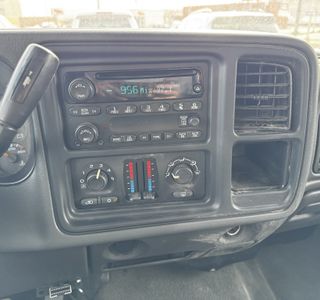 2007 GMC Sierra Classic 1500 Work Truck Ext. Cab Long Box 4WD photo 18