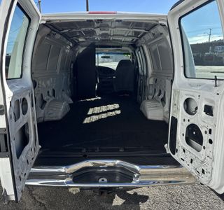 2008 Ford Econoline E350 Super Duty Extended photo 9