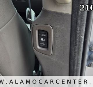 2012 Honda Odyssey EX-L w/ Navigation photo 24