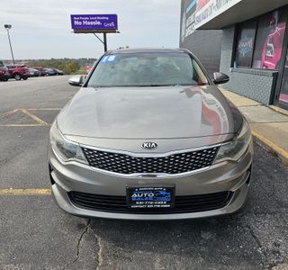 2018 Kia Optima EX photo 4