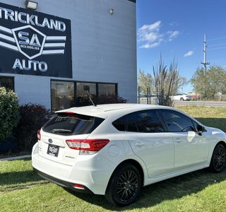 2019 Subaru Impreza 2.0i CVT 5-Door photo 7