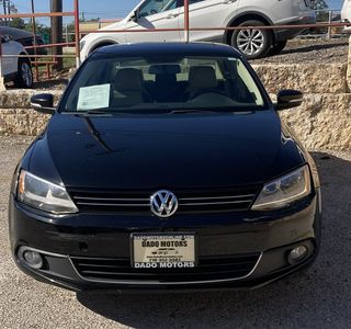 2014 Volkswagen Jetta SEL photo 8