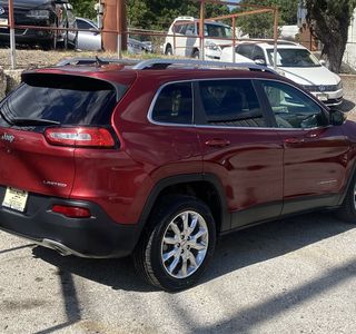 2014 Jeep Cherokee Limited FWD photo 5