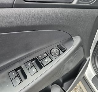 2017 Hyundai Tucson SE AWD photo 14
