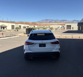 2022 Mercedes-Benz GLA-Class GLA250 photo 7