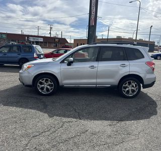 2015 Subaru Forester 2.5i Touring photo 1
