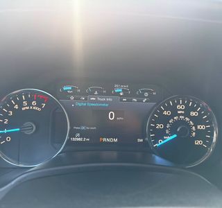 2018 Ford F-150 Lariat Crew Cab 4WD photo 17