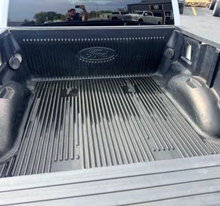 2017 Ford F-150 photo 9