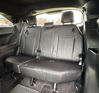 2025 Toyota Sienna XSE 7-Passenger AWD photo 19