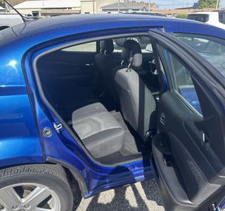 2013 Dodge Avenger SXT photo 14