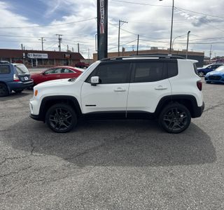 2019 Jeep Renegade Latitude 4WD photo 1