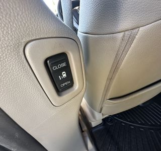2016 Honda Odyssey EX-L w/ DVD photo 33