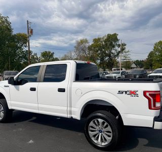 2017 Ford F-150 photo 10