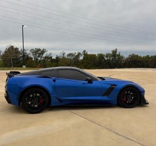 2019 Chevrolet Corvette 1LZ Z06 Coupe photo 2