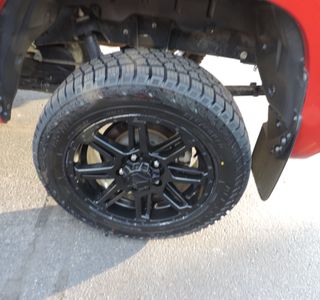 2019 Toyota Tundra CrewMax SR5 4WD photo 22