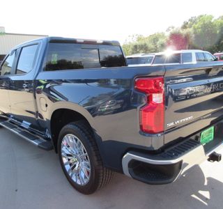 2019 Chevrolet Silverado 1500 LT Crew Cab  2WD photo 5