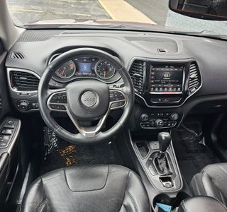 2019 Jeep Cherokee Limited FWD photo 13