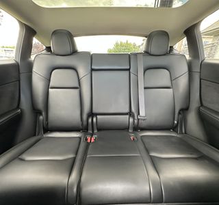 2025 Tesla Model Y Long Range AWD photo 39